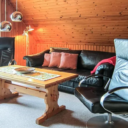 3 Bedroom Gorgeous In 度假居 伦讷