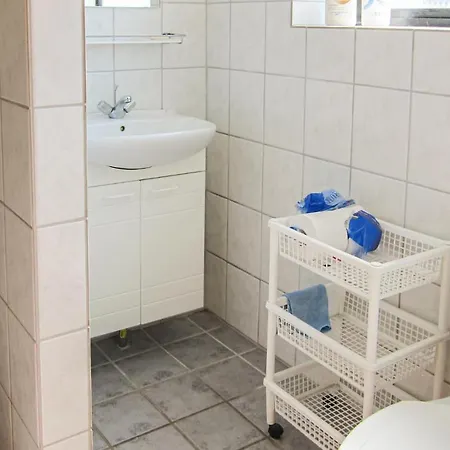 3 Bedroom Gorgeous In 펜션 *