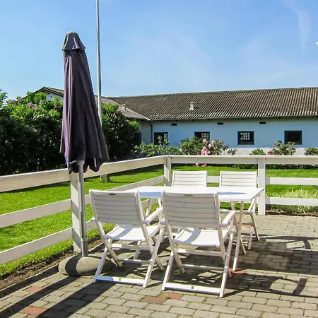 3 Bedroom Gorgeous In *
