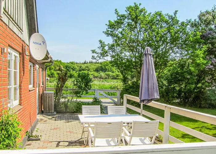 3 Bedroom Gorgeous In 度假居 伦讷