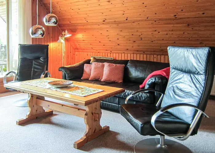 3 Bedroom Gorgeous In 度假居 伦讷