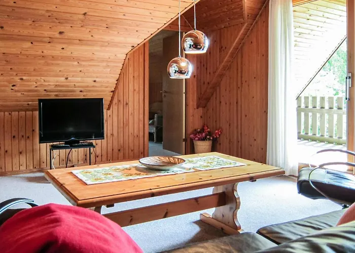 3 Bedroom Gorgeous In Σπίτι διακοπών *